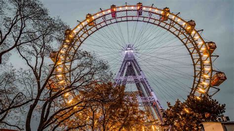 Your Ultimate Guide To The Giant Ferris Wheel In Vienna Tips Tickets