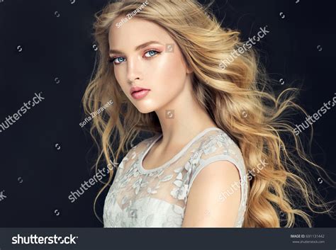 Blonde Fashion Girl Long Shiny Curly Stock Photo Shutterstock