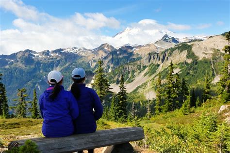 Reaching Mt. Baker’s Summit: What to Know - Luxury Getaways