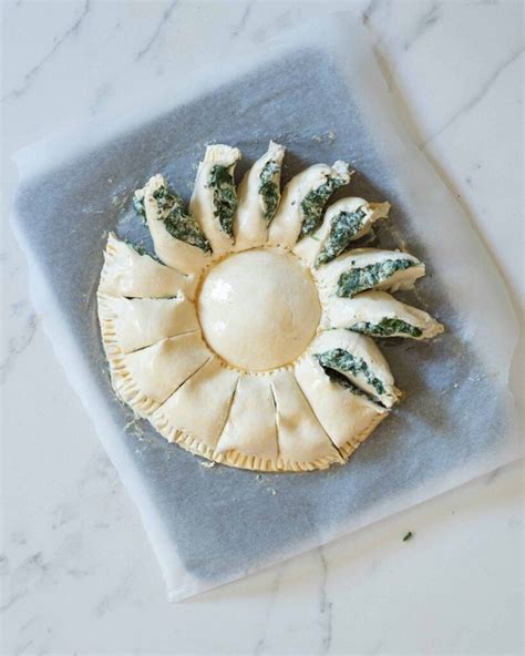 Ricotta And Spinach Puff Pastry Tarte Soleil Holiday Appetizer