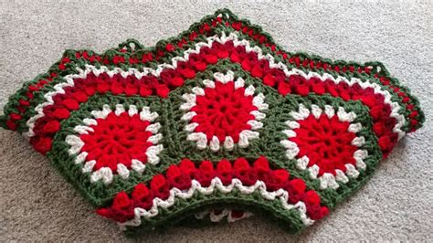 Crochet Christmas Tree Skirt - Granny Square Variation