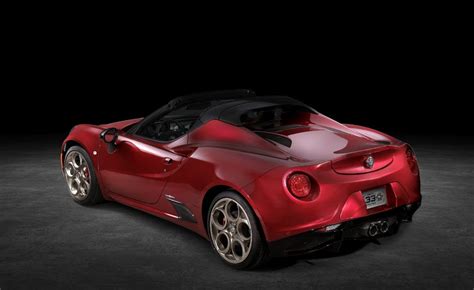 2020 Alfa Romeo 4C Review, Pricing, and Specs