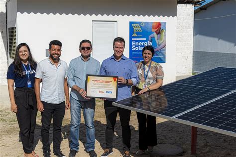 Rea De Treinamento De Energia Solar Desenvolvida Em Parceria A