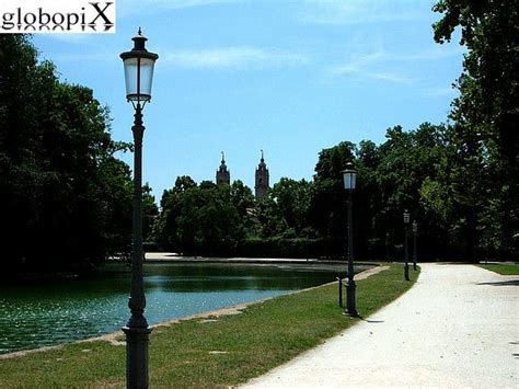 Parco Ducaleparma Parma Italy Lamp Post