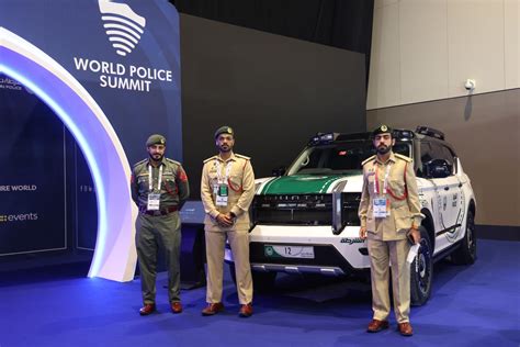 W Motors Ghiath Smart Patrol Joins Dubai Police Fleet Enwheelzme