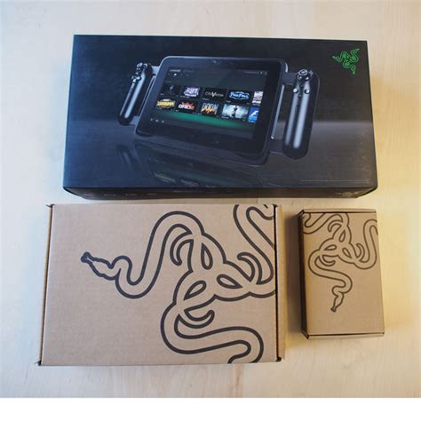 Unboxing The Razer Edge Gaming Tablet