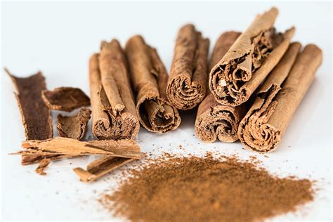 Cinnamon Quills, Sri Lanka (6 inch) - Spice Mountain