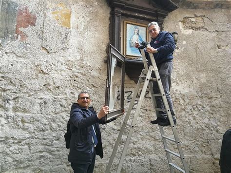 Edicola Votiva Danneggiata Dai Vandali A Palermo Un Privato La