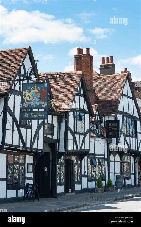 15th Century The Kings Arms Hotel High Street Old Amersham