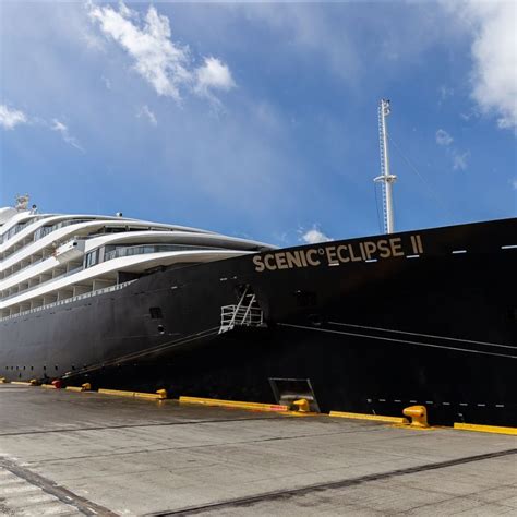 Amarr Por Primera Vez En Ushuaia El Superyate De Lujo Scenic Eclipse