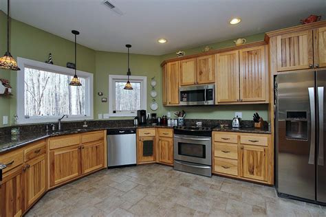 Kitchen Wall Paint Colors With Hickory Cabinets | Wow Blog