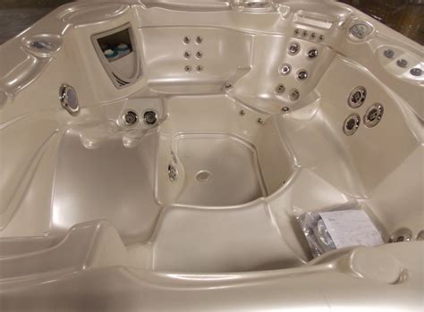HotSpring Vista Sold Used Hot Tubs Canada