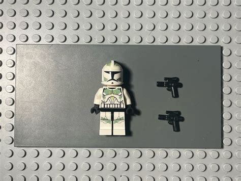 Lego Star Wars Sw0298 Clone Trooper Minifigure Horn Company Phase 1 Sand Green And Lime Markings