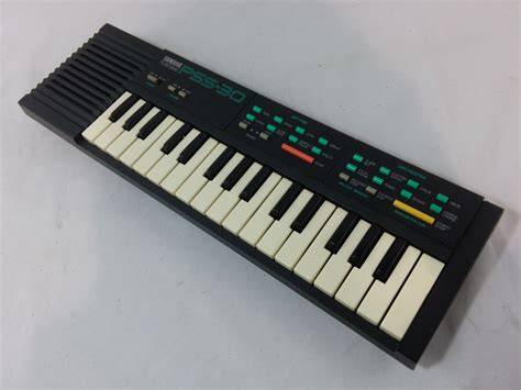 Vintage 1987 Yamaha Portasound Pss 30 Electronic Mini Keyboard 32 Keys