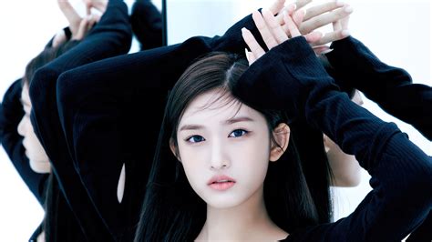 Ive Kpop Yujin Eleven 1st Album 4k HD Wallpaper Rare Gallery