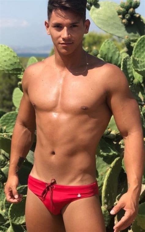 Beautiful Red Speedo Bulge Houtex2019