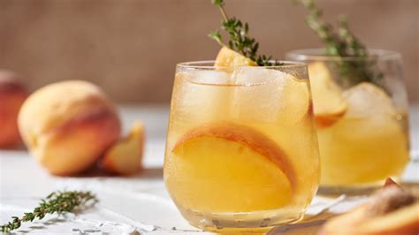 Summertime Peach Whiskey Smash Recipe