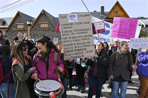 Bariloche Lleva Moci N De Rechazo De La Oferta Salarial Al Congreso De