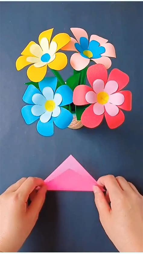 Easy And Colorful Flowers Diys That Are Perfect For This Weekend