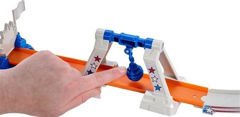 Hot Wheels Daredevil Derby Oyun Seti Fiyatları Özellikleri ve Yorumları En Ucuzu Akakçe