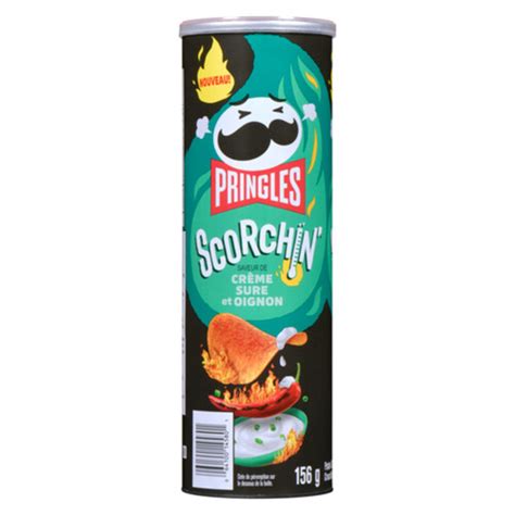 Pringles Canned Potato Chips Scorchin Sour Cream And Onion 156 G Voilà