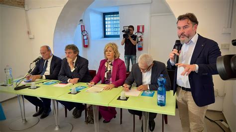 Sanità digitale Marsilio e Verì presentano la nuova app per i servizi