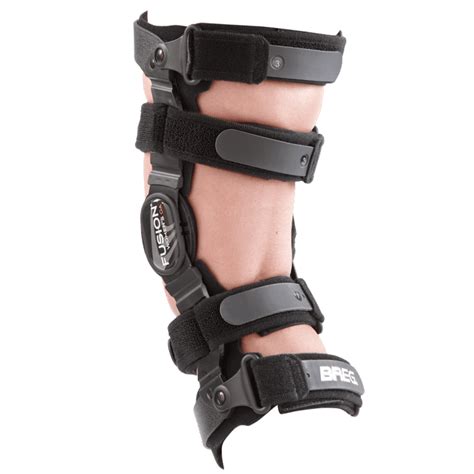 Fusion Women S Oa Plus Knee Brace Breg Inc