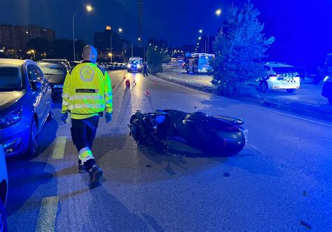 Herido Muy Grave Un Motorista En Madrid Al Perder El Control Y Chocar