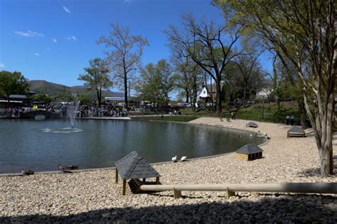 Salem's Lake Spring Park reopens | Local News | roanoke.com