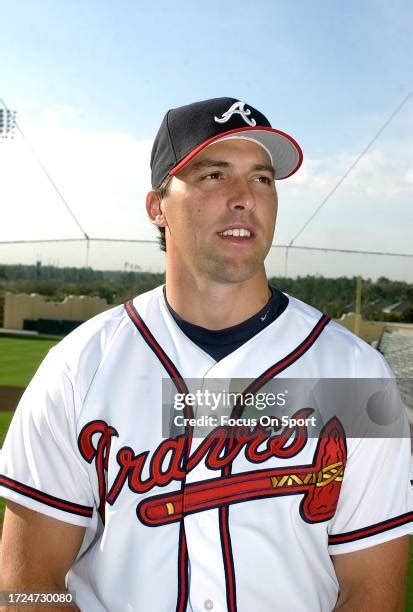 Atlanta Braves Mark Derosa Photos and Premium High Res Pictures - Getty Images