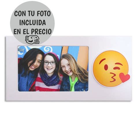 Portafotos Madera Emoji Beso Con Foto X