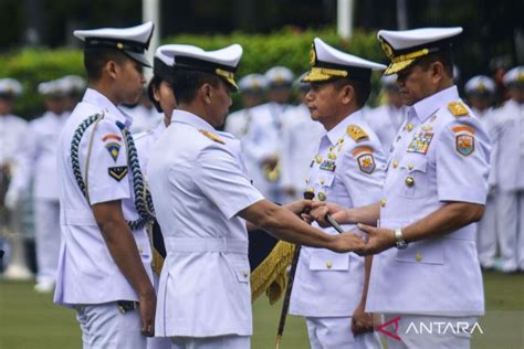 Upacara Serah Terima Jabatan Pangkoarmada III ANTARA News