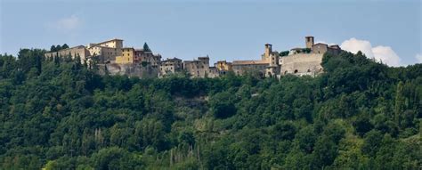 Montone, village in Umbria: things to do - Italia.it