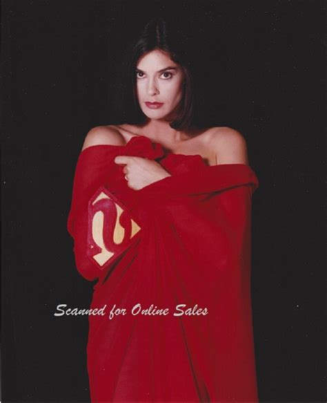 Lois Clark The New Adventures Of Superman Teri Hatcher Cape 8x10