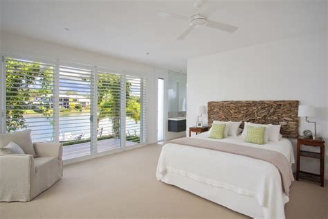 Waterfront Home Noosa Waters Modern Bedroom Sunshine Coast By Kieron James Design Houzz