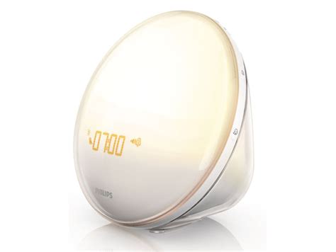 Philips HF3520 Wake-Up Light With Colored Sunrise Simulation to Wake ...