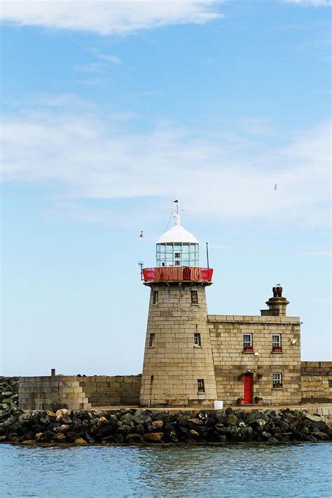 Howth Lighthouse, Dublin by Maciej Frolow