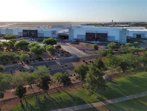 Virgin Galactic Completes Spaceship Manufacturing Facility In Mesa