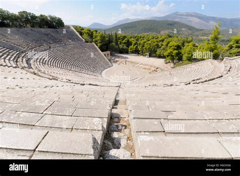 Epidaurus theater Fotos und Bildmaterial in hoher Auflösung Alamy