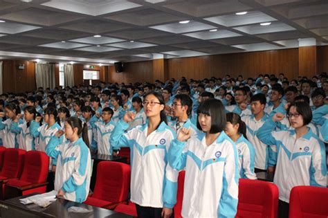 常州市第一中学校服茂名市中学校服邯郸市中学校服大山谷图库