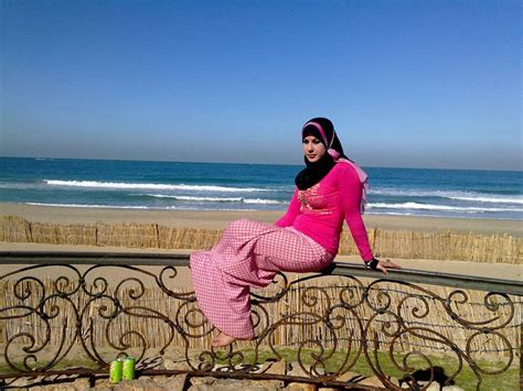 Beautiful Arabian Girls Collection Arab Girls Dont Forget Wear Hijab