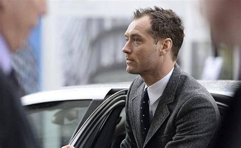 Jude Law interpretará al Capitán Garfio en una nueva película de Peter