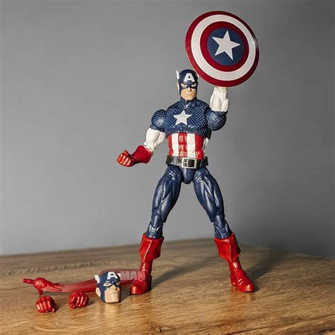 Marvel Legends Captain America 80th Anniversary, Hobbies & Toys, Toys ...