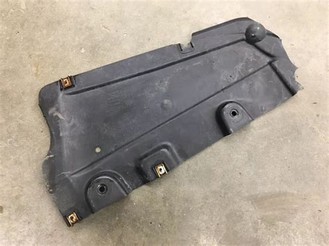 Bmw E E E M Right Rear Bumper Bracket