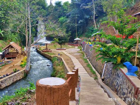 Rekomendasi Tempat Wisata Di Kuningan Yang Paling Hits Dan Menarik