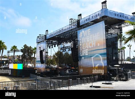 REDONDO BEACH CALIFORNIA 10 SEP 2021 Stage At The BeachLife