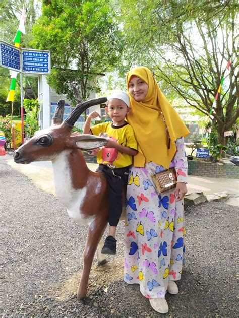 Liburan Tantangan Menulis Hari Ke