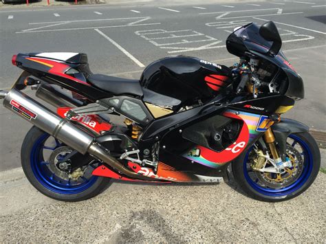 Aprilia RSV MILLE R 1000 2004 GENUINE FACTORY COLIN EDWARDS REPLICA