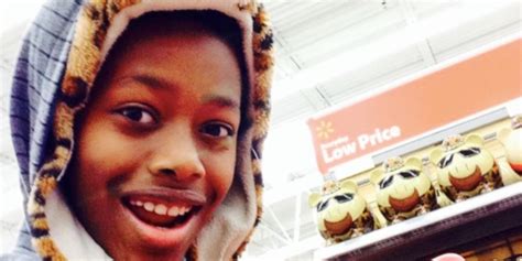 Jovem gay é expulso da escola ao se assumir porque era o que Jesus queria Hornet the Queer