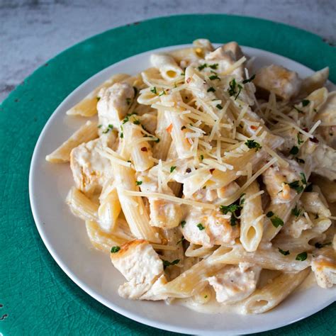 Slow Cooker Chicken Alfredo Crock Pot Recipe Bake It With Love